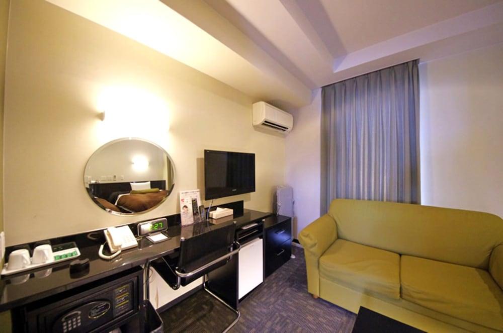Hotel Urbain Hiroshima Executive Esterno foto